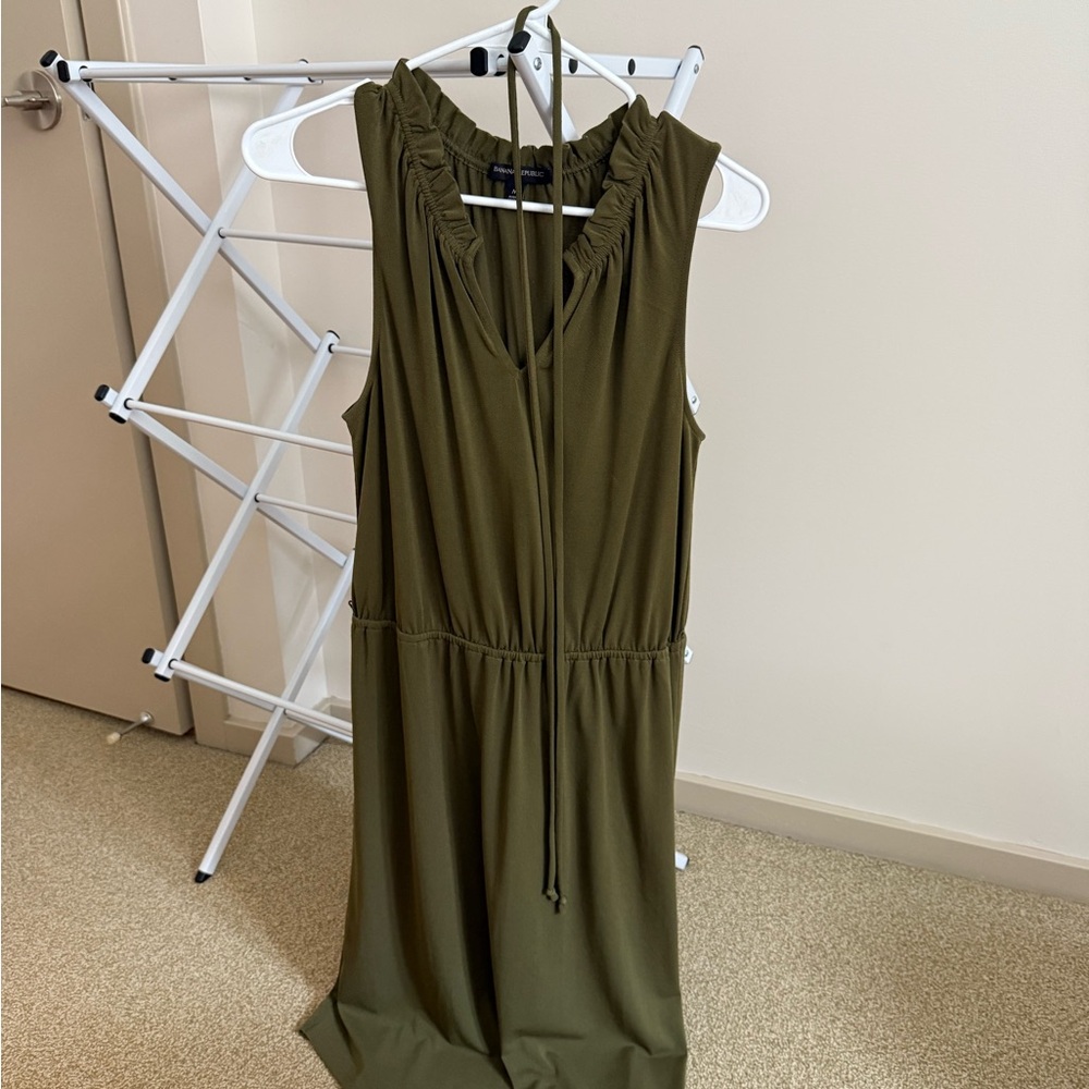 LOFT Olive Green Sleeveless Dress